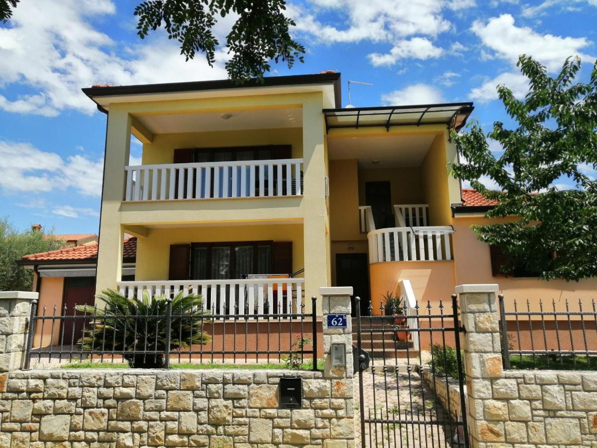 App Fratrici Apartment Umag Luaran gambar